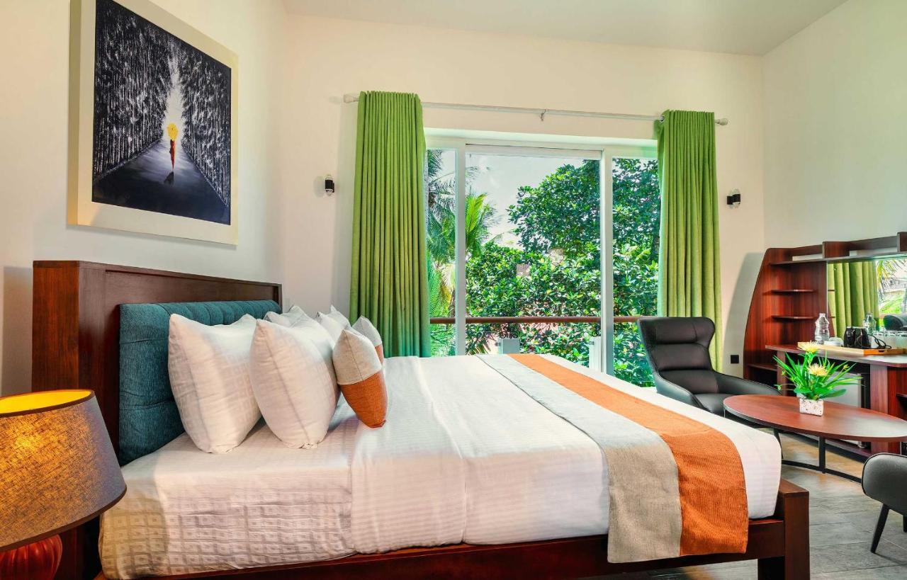 The Palace By Ocean Bentota Exteriör bild